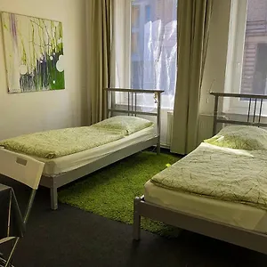 Bedpark Altona Hostal